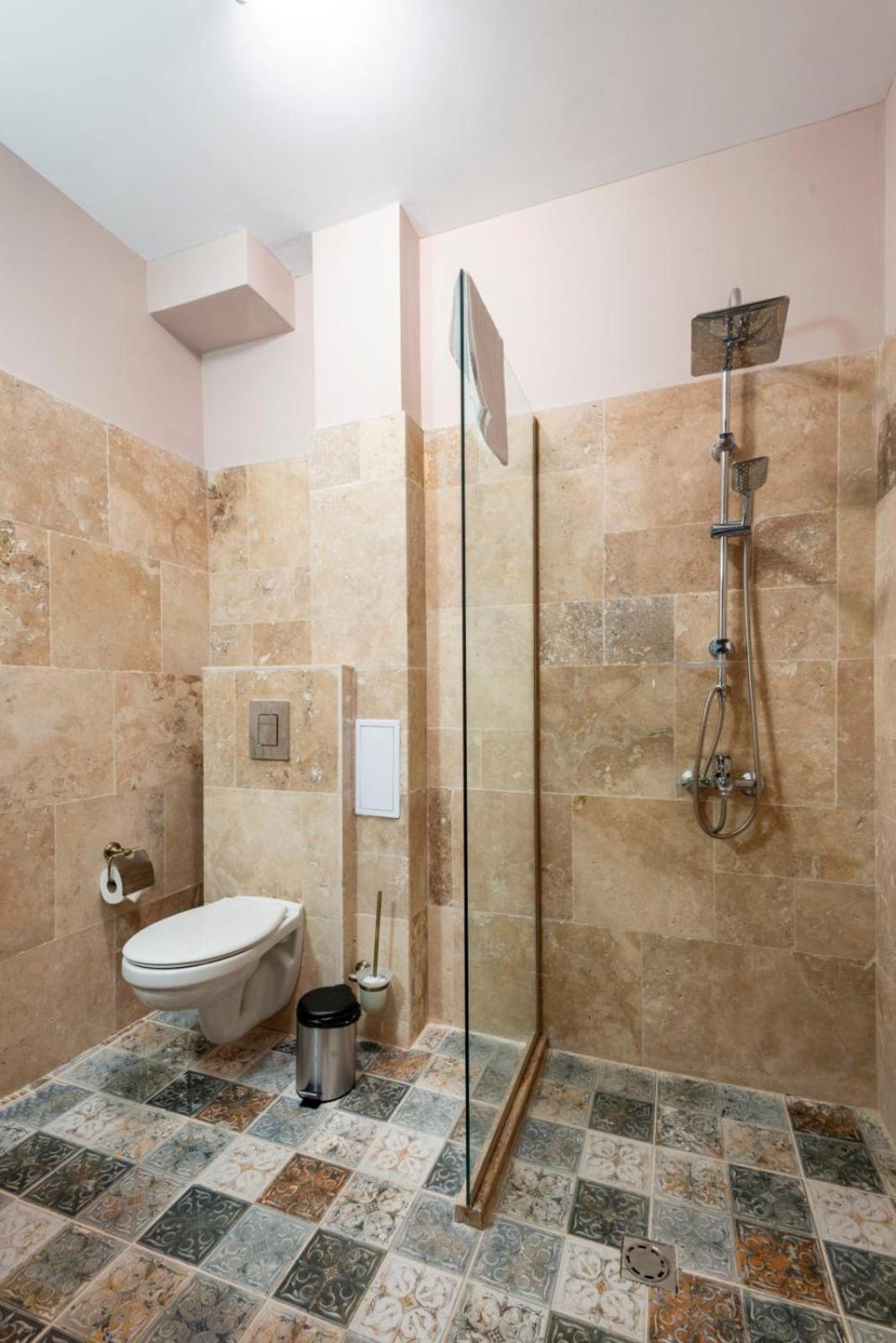 Hotel Alchemist Von Goldenburg Belaştiţa